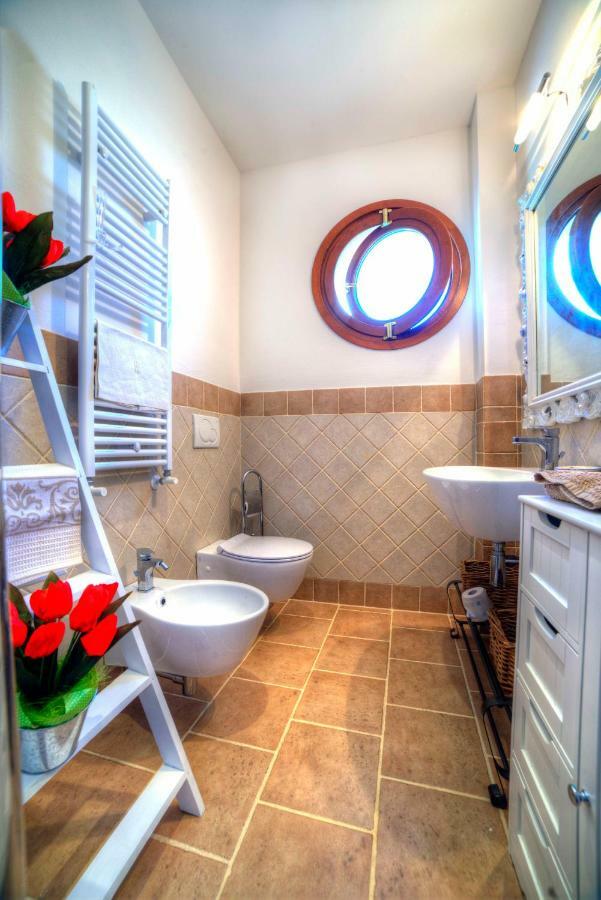 Ferienwohnung Casa Il Glicine A Due Passi Dal Centro Siena Exterior foto
