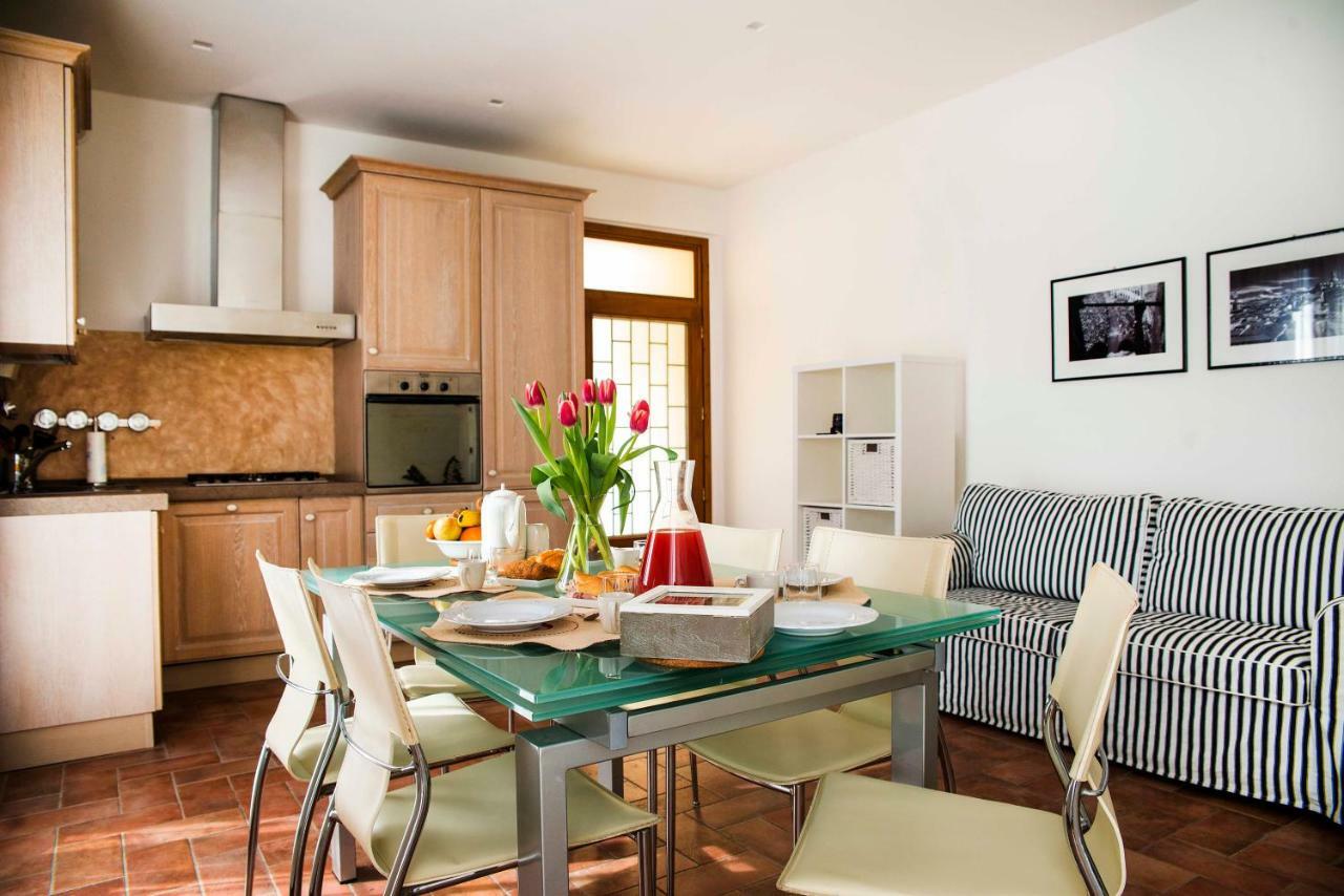 Ferienwohnung Casa Il Glicine A Due Passi Dal Centro Siena Exterior foto